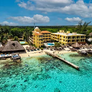 4* Отель Playa Azul